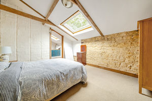 Photo 16- click for photo gallery